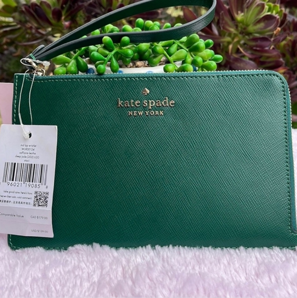 Emerald Green Kate Spade Wristlet